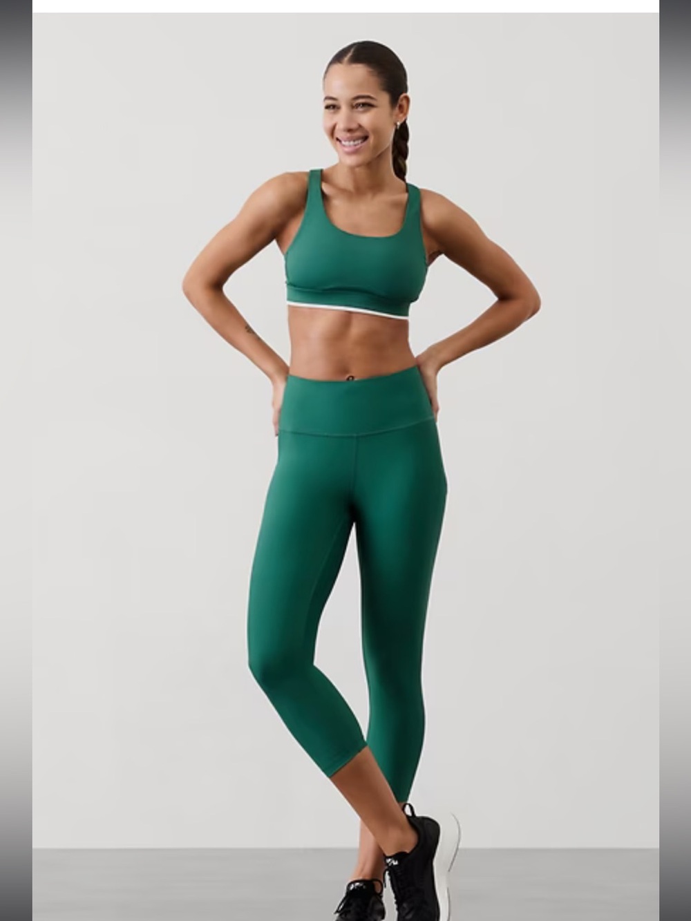 Athleta interval stash Capri legging sz XL